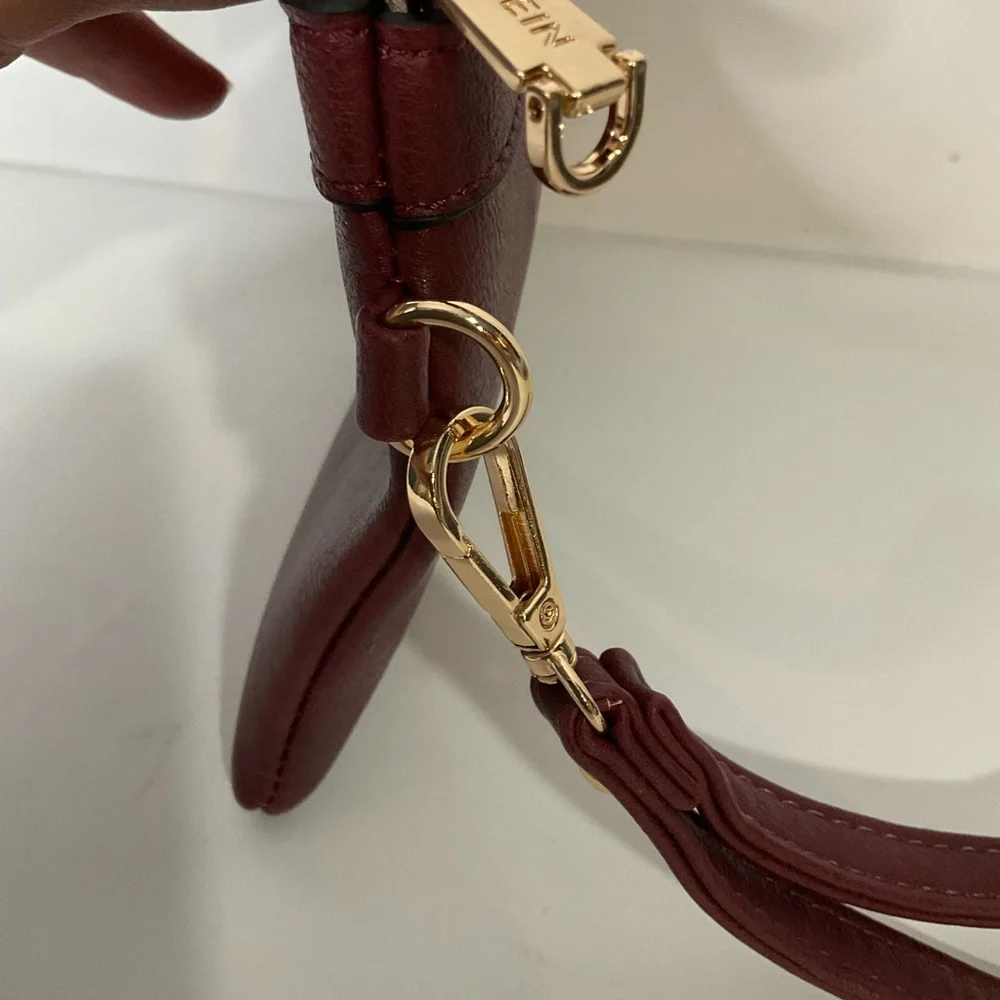 N/A dasein burgundy